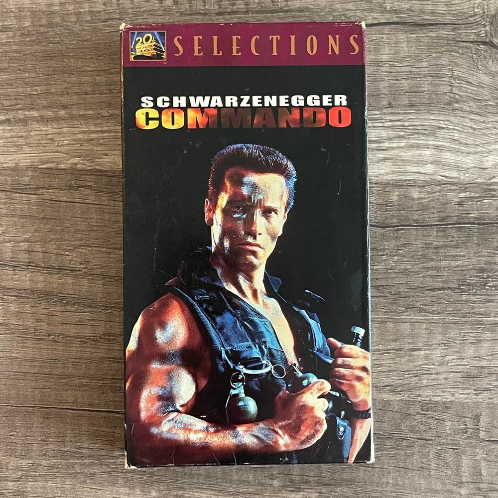 COMMANDO - ARNOLD SCHWARZENEGGER [ VHS ] 20TH CENTURY FOX